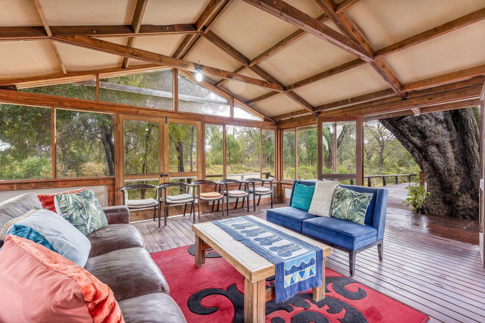 Ndzhaka Tented Camp заповідник Маньєлеті Екстер'єр фото